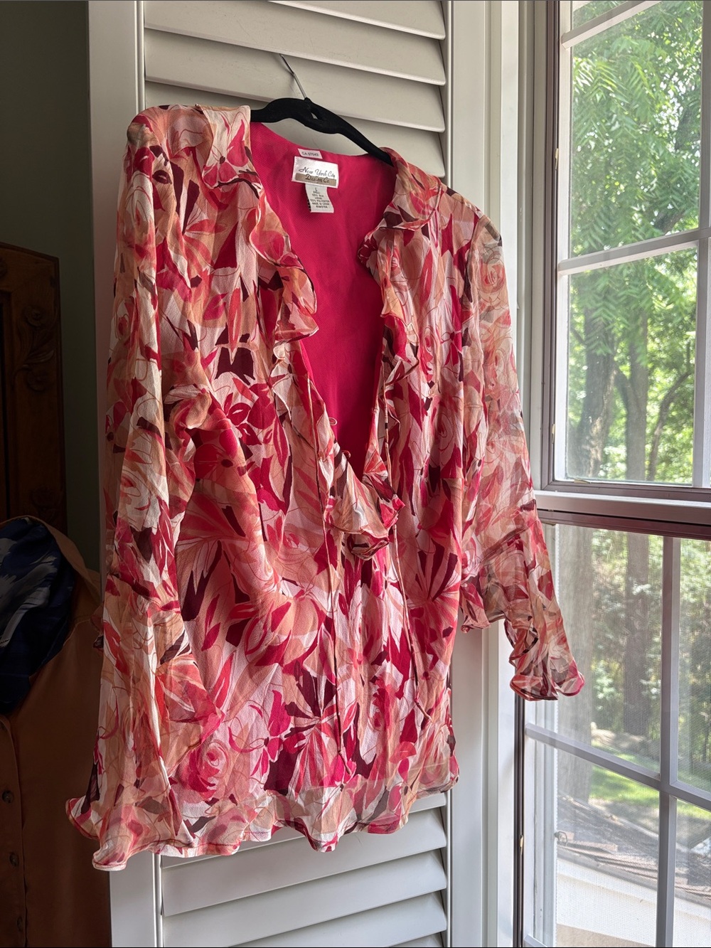 New York City Design co.  Silk pink & cream ruffled blouse!